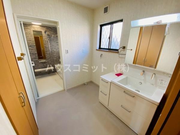 印旛郡酒々井町ふじき野３丁目の中古一戸建て
