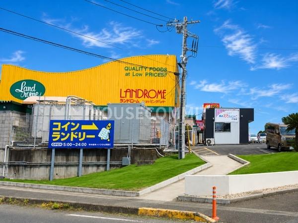八街市八街ろの中古一戸建て(ランドロームフードマーケット八街店)