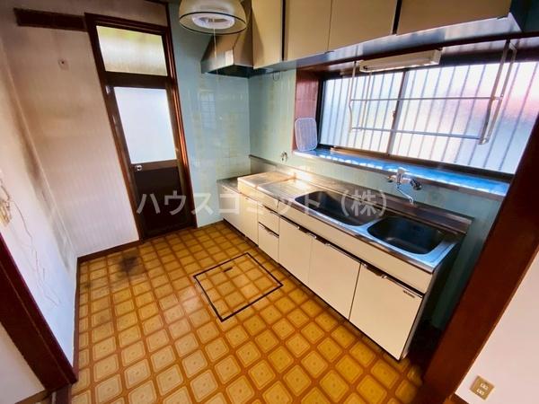 八街市八街ほの中古一戸建て