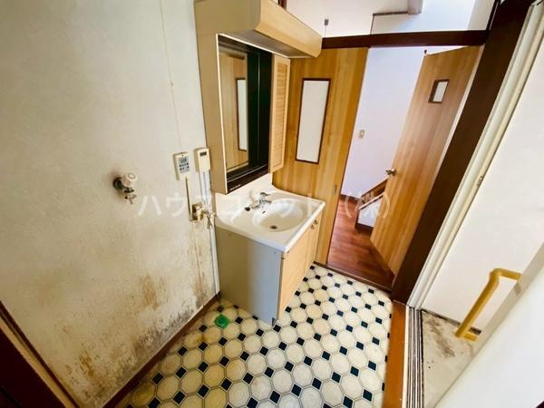 八街市八街ほの中古一戸建て