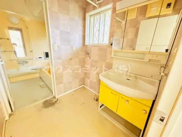 八街市富山の中古一戸建て