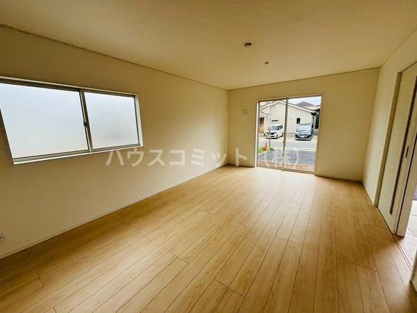 八街市八街ほの新築一戸建