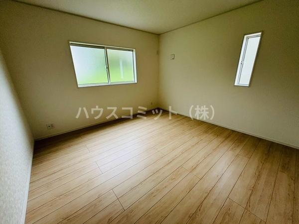 八街市八街ほの新築一戸建