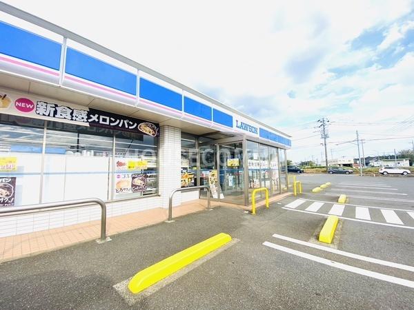 富里市立沢新田の中古一戸建て(ローソン富里ファミリータウン前店)