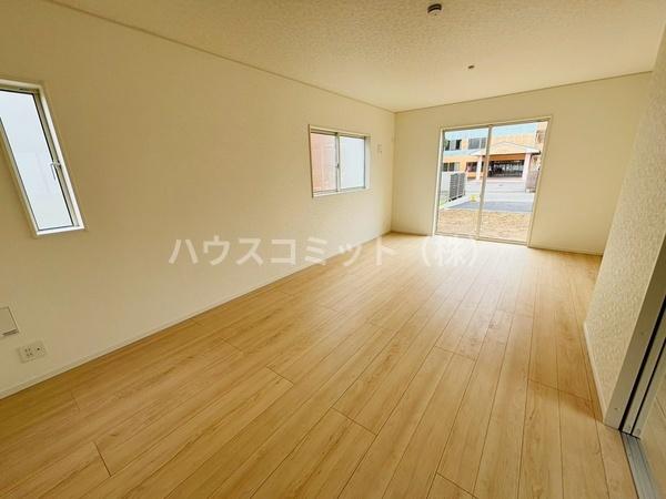 八街市八街ほの新築一戸建