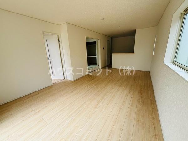 八街市八街ほの新築一戸建