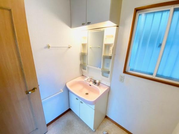 八街市八街ほの中古一戸建て