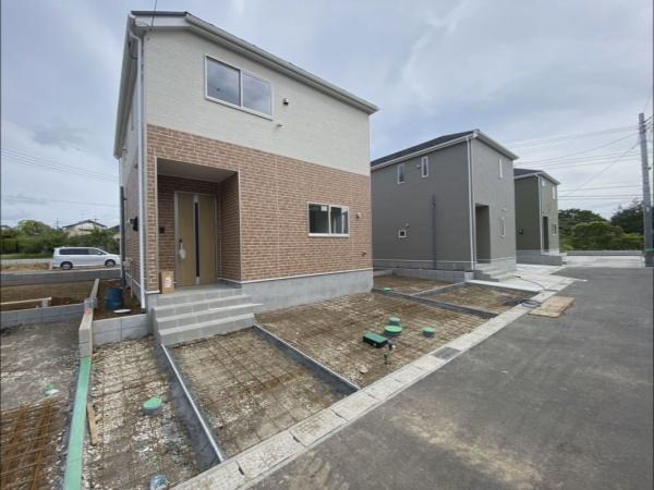 成田市中台６丁目の新築一戸建