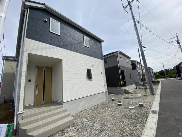 成田市中台６丁目の新築一戸建