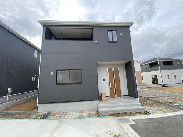 成田市中台６丁目の新築一戸建