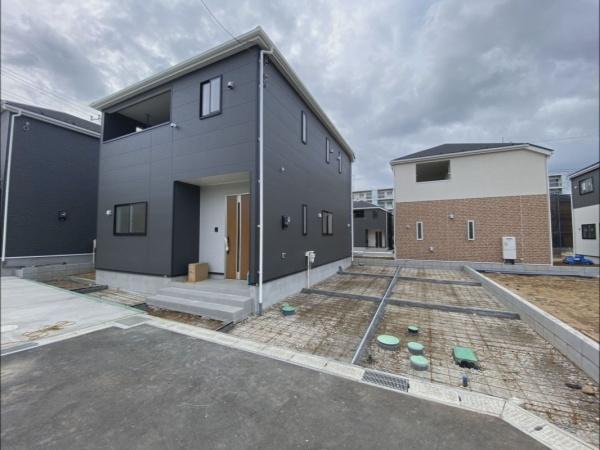 成田市中台６丁目の新築一戸建