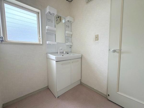 湖南市下田の中古一戸建て