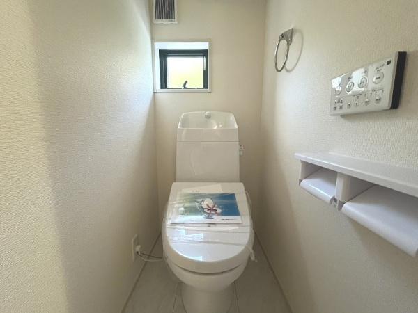 草津市西矢倉３丁目の新築一戸建