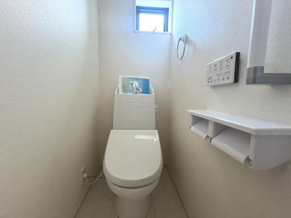 草津市西矢倉３丁目の新築一戸建