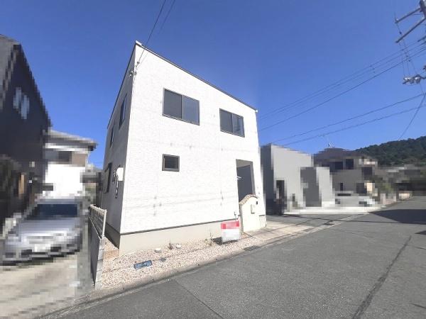 栗東市川辺の中古一戸建て