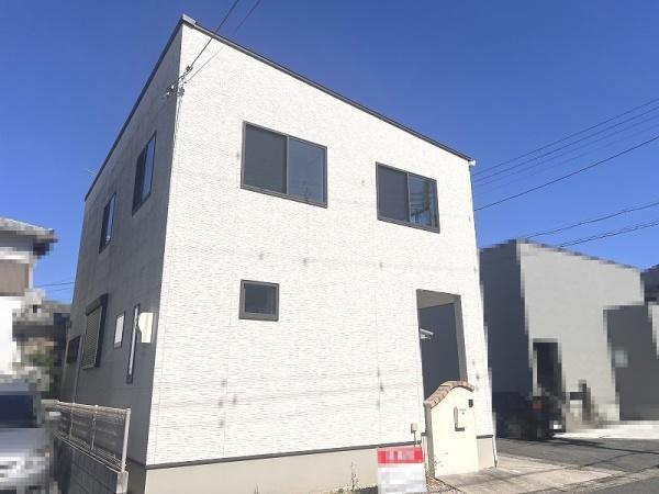 栗東市川辺の中古一戸建て
