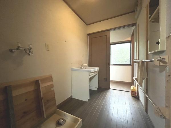 湖南市サイドタウン３丁目の中古一戸建て
