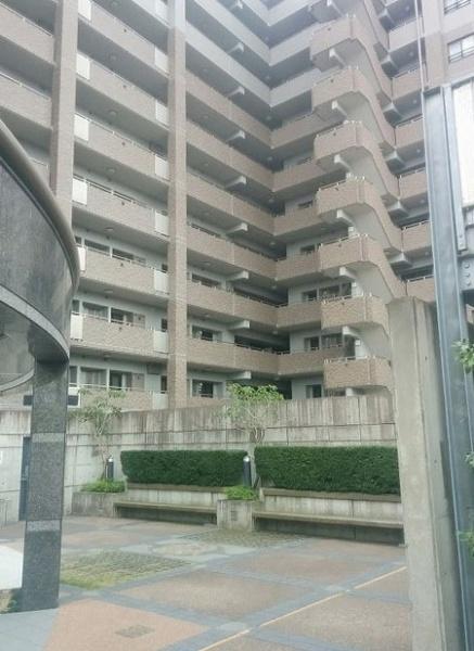 シャリエ草津大路