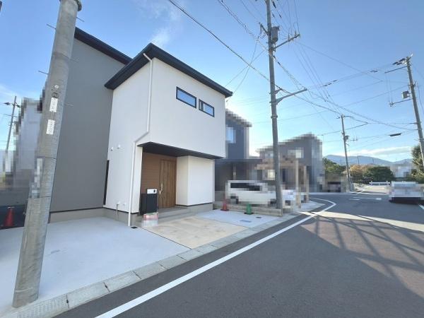 大津市石山寺４丁目の新築一戸建