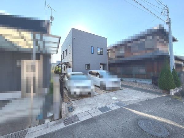 栗東市小平井３丁目の中古一戸建