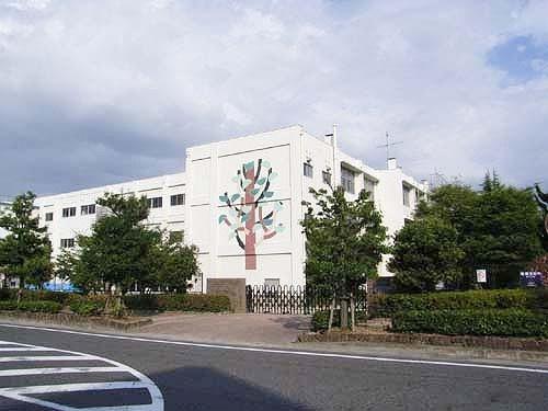 草津市草津町の新築一戸建(草津市立草津小学校)