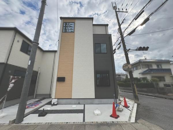 草津市平井２丁目の新築一戸建