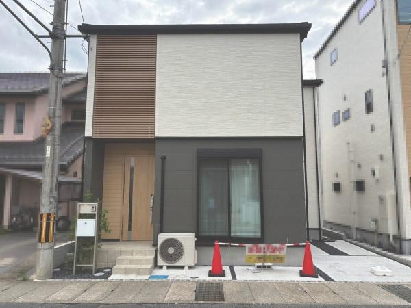 草津市平井２丁目の新築一戸建