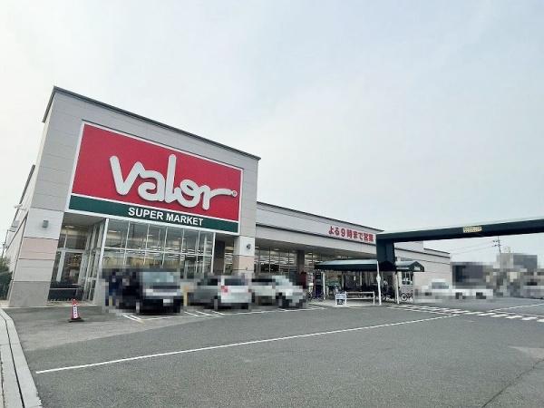 レックスガーデン守山弐番館(バロー守山駅東店)