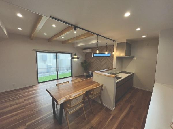 守山市播磨田町の中古一戸建
