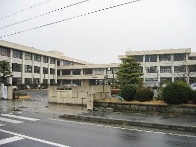 守山市小島町の中古一戸建て(守山市立守山北中学校)