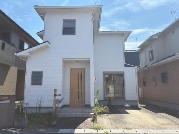 守山市小島町の中古一戸建て