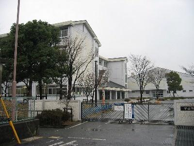 守山市岡町の新築一戸建(守山市立立入が丘小学校)