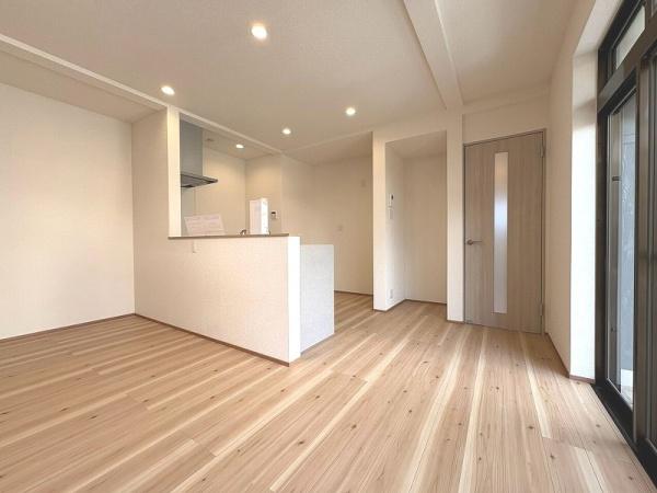 湖南市柑子袋西４丁目の中古一戸建