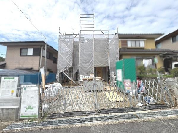 湖南市宝来坂２丁目の新築一戸建