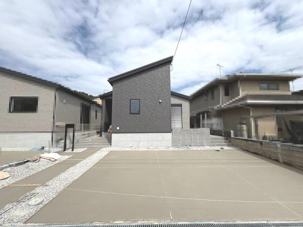 湖南市サイドタウン２丁目の新築一戸建