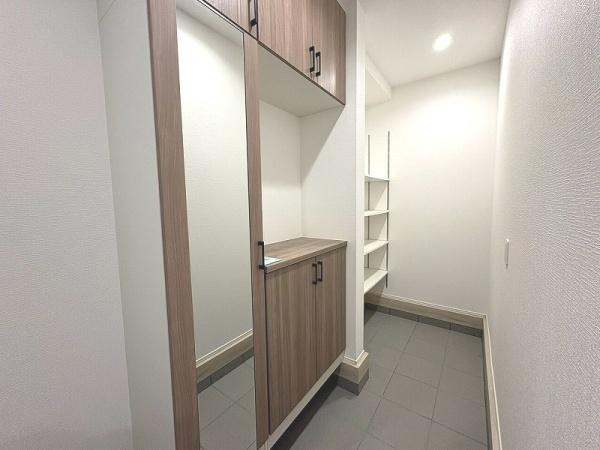 湖南市サイドタウン２丁目の新築一戸建
