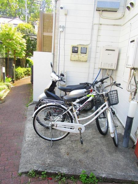 アドバンス鶴川