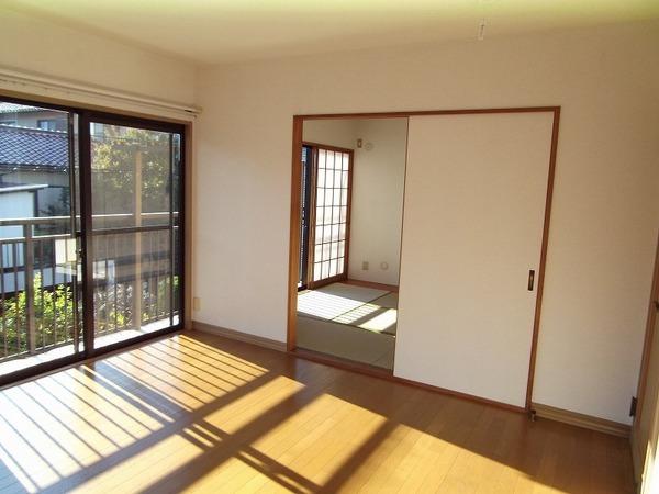 鶴川３丁目中田貸家