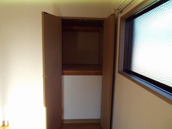 鶴川３丁目中田貸家