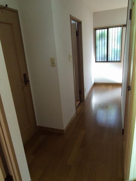 鶴川３丁目中田貸家