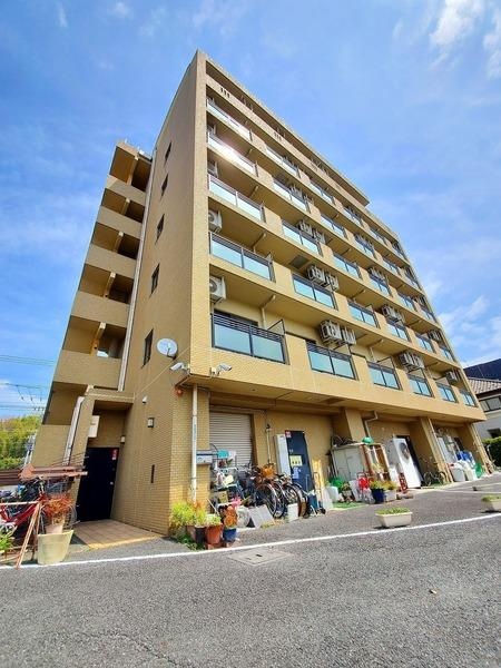 ファルベレイプラッツ