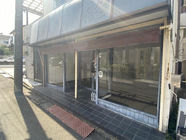 鶴川5丁目店舗