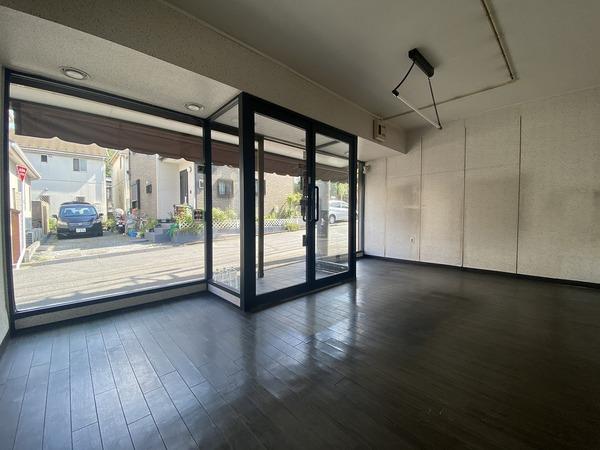 鶴川5丁目店舗