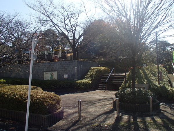 藤の台団地2-2-25(遊歩公園)