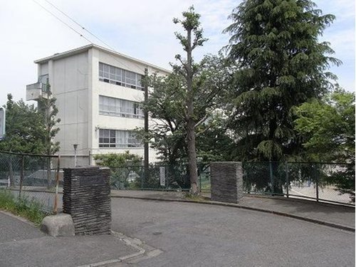 リヴィエール A(町田市立薬師中学校)