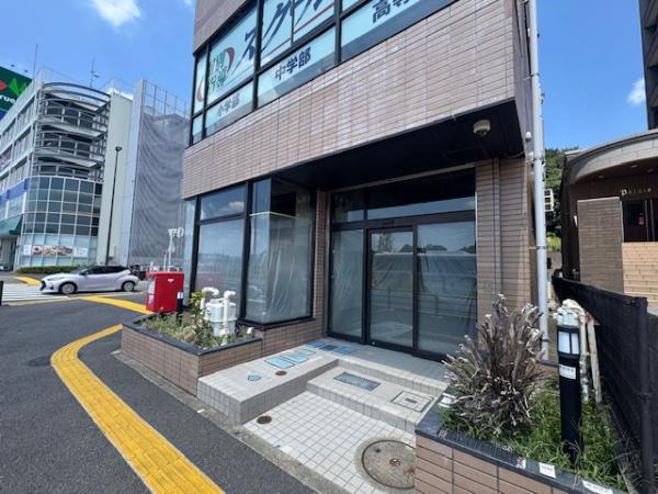 神蔵ビル店舗