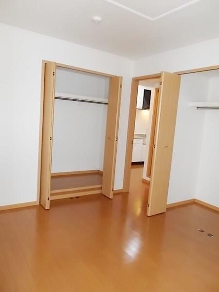 ミドルスクエア