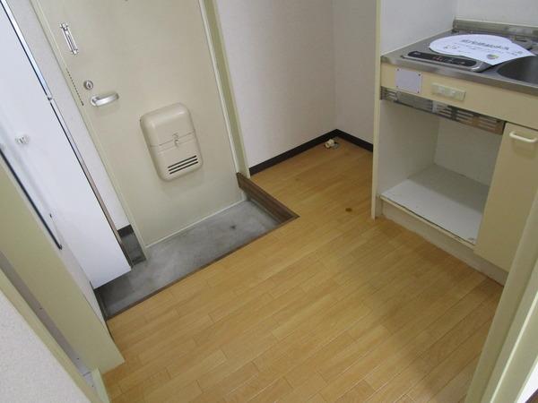 ピッコロモンド参番館
