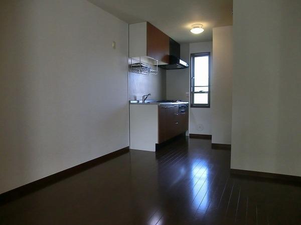 サウスフォレストＡ