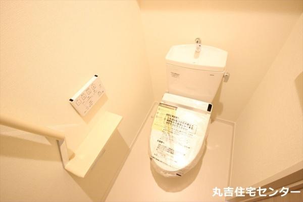 アウグーリ
